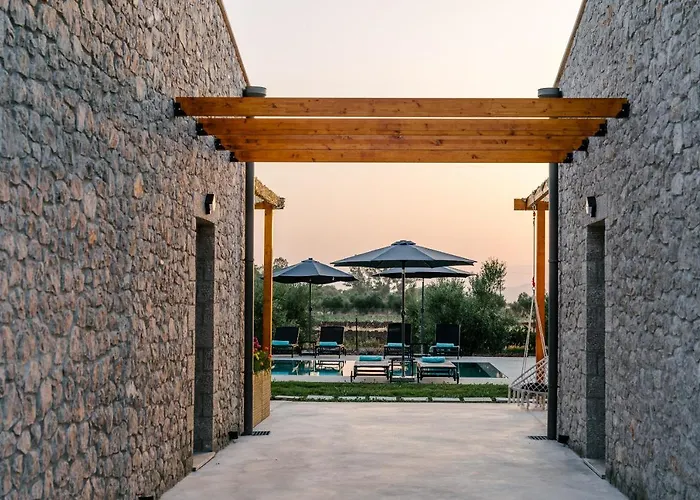 Irissa Suites